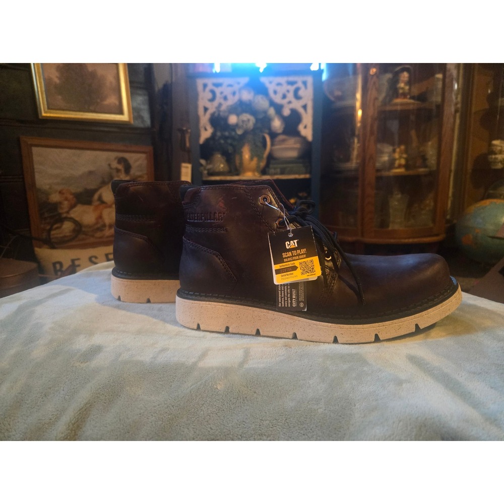 Caterpillar Mens Pelton Dark Brown Leather Chukka Boots  Size 9 NEW vintage look
